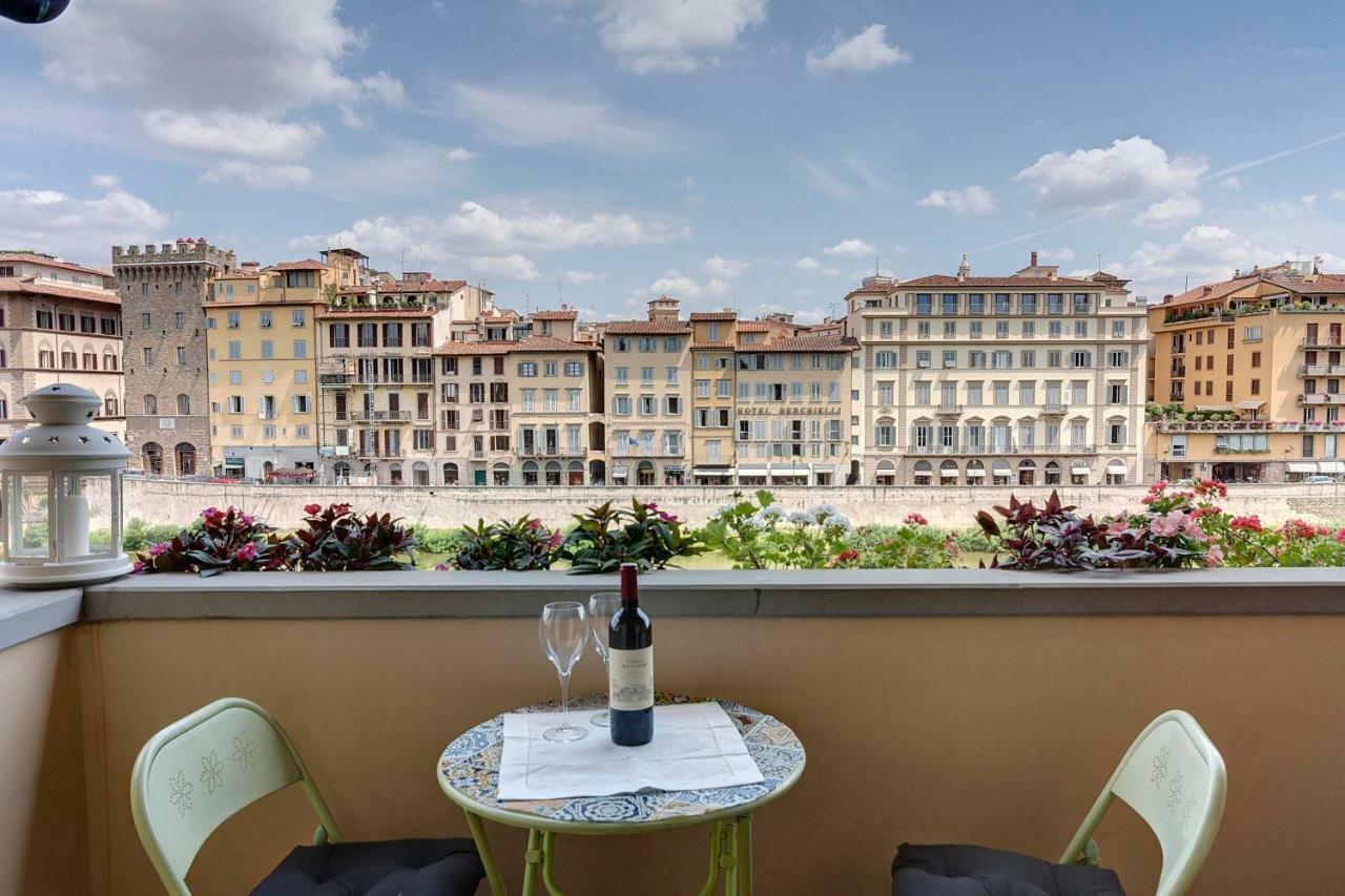 Historical Apartment Spectacular Arno View With Balcony From 12 Th Century. フィレンツェ エクステリア 写真
