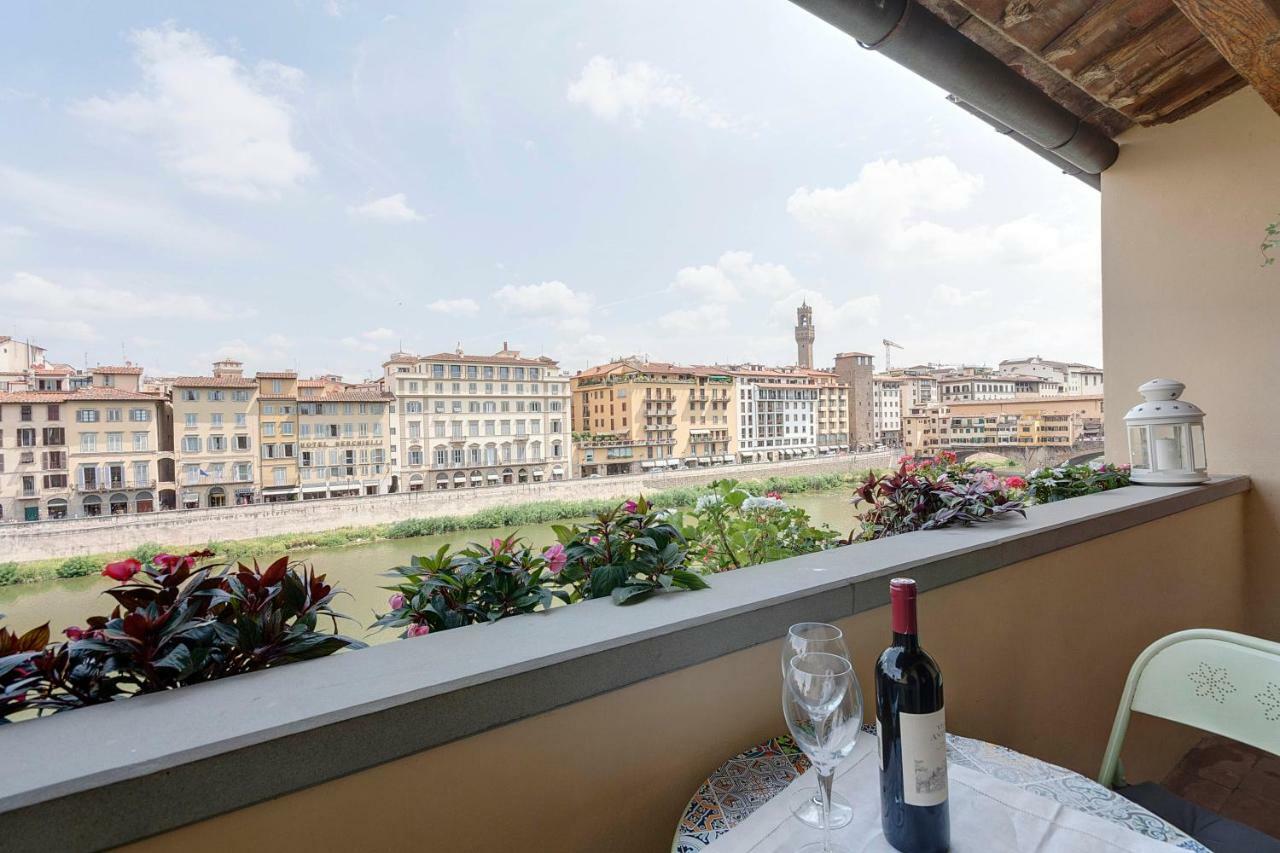 Historical Apartment Spectacular Arno View With Balcony From 12 Th Century. フィレンツェ エクステリア 写真