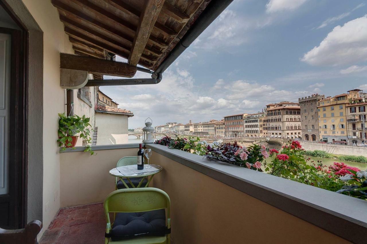 Historical Apartment Spectacular Arno View With Balcony From 12 Th Century. フィレンツェ エクステリア 写真
